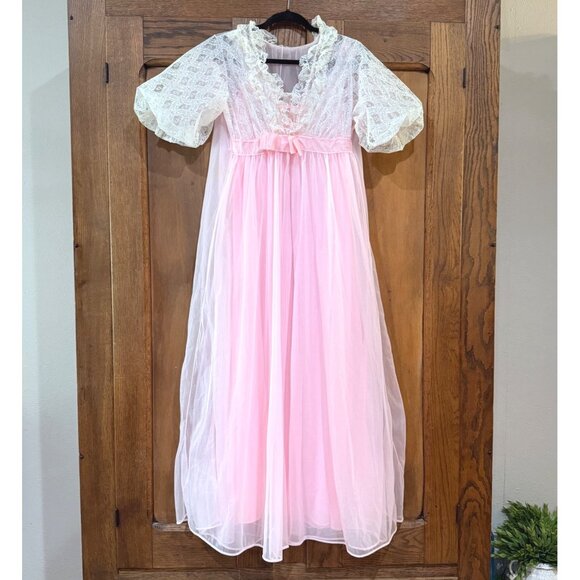 size SM S/M Vintage Sheer Pink Nightgown Robe Piegnoir set Lace trim, Puff Sleev - Picture 1 of 15